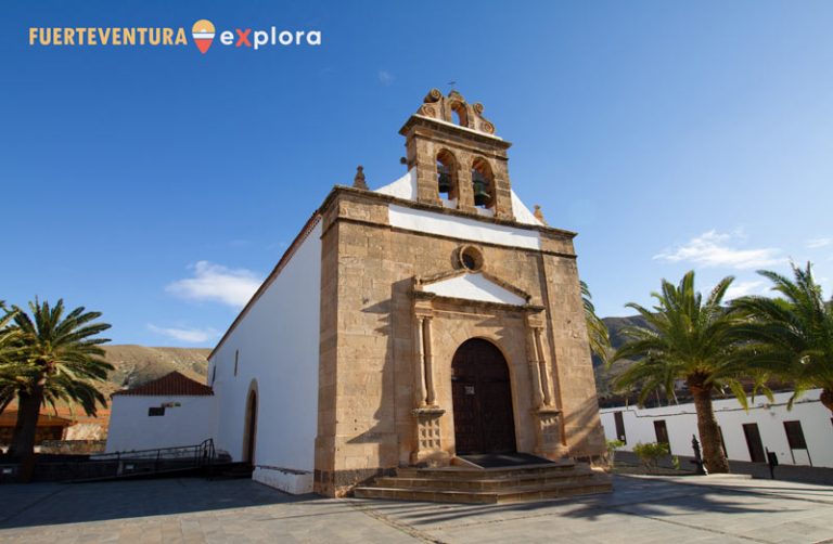 Ermita de Vega de Río Palmas