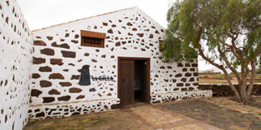 Esterno Museo del Grano La Cilla