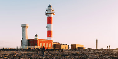 Faro di Toston al tramonto