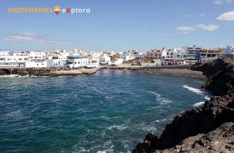 La città di El Cotillo con il Puertito Viejo