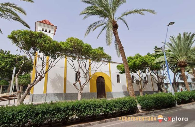 Lato della chiesa di Nuestra Señora de la Candelaria a Gran Tarajal