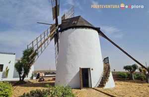 Molino de Antigua con vista principal