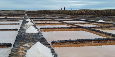 Montos de sal en Salinas del Carmen