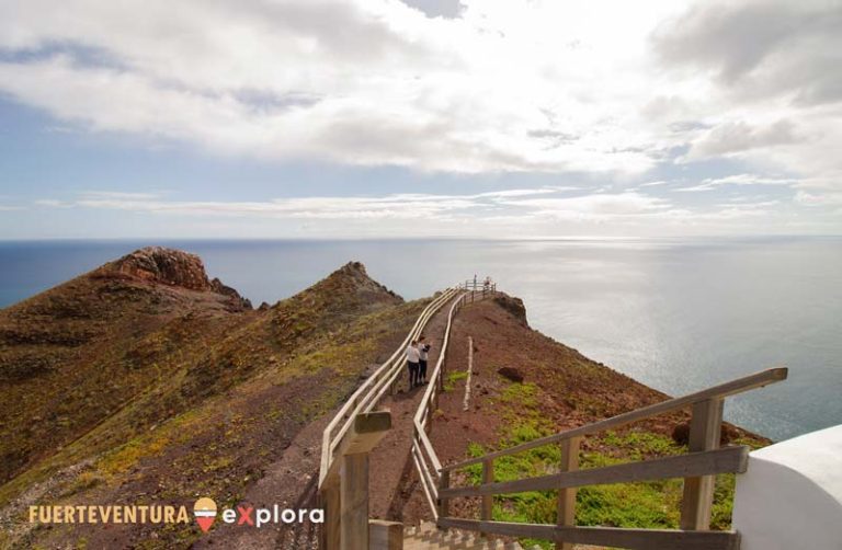 Passeggiata al Mirador de la Entallada con i turisti