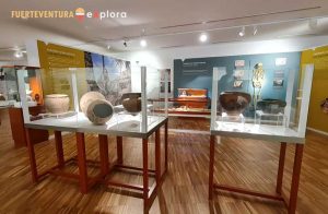 Piezas de cerámica aborigen en Museo Arqueológico de Fuerteventura