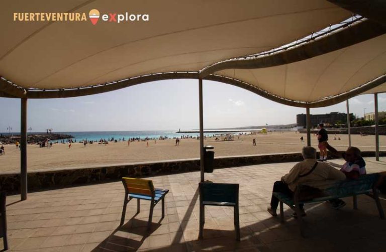 Playa Chica vista dal lungomare di Puerto del Rosario