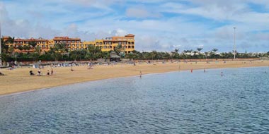 Playa La Guirra a Caleta de Fuste