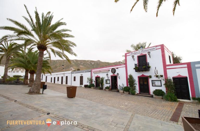 Restaurante en Vega de Río Palmas