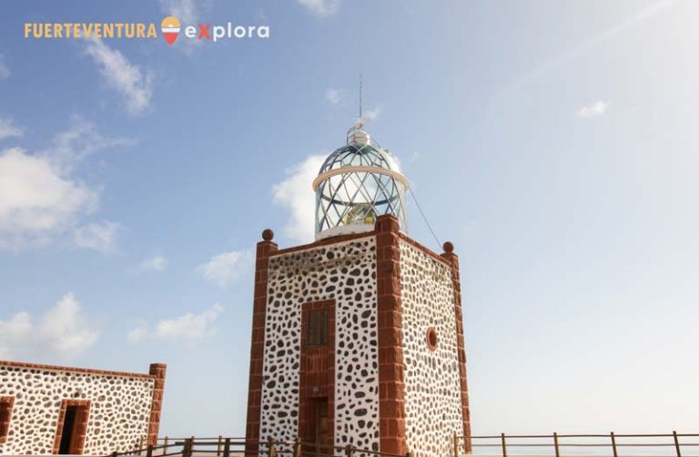 Torre e cupola del faro Faro di la Entallada