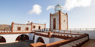 Torre principal de Faro de la Entallada